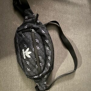 Adidas Fanny pack